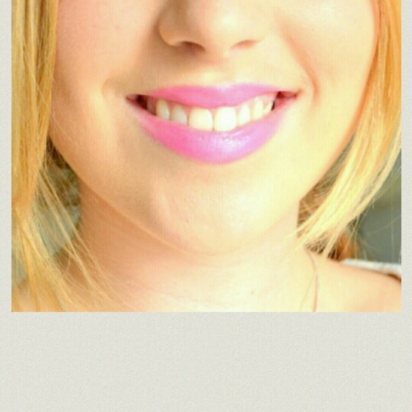 MAC Sheen Supreme Pink Lipstick in Royal Azalea