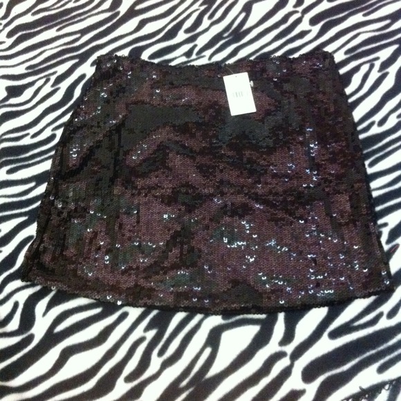 BNWT MINI SKIRT