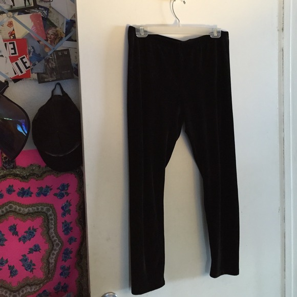 Black Velvet Leggings size L