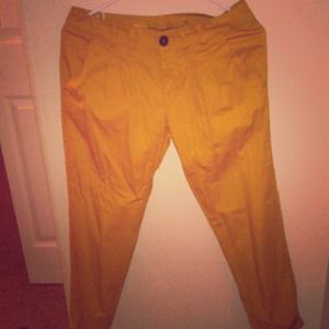 Mustard yellow loose pants