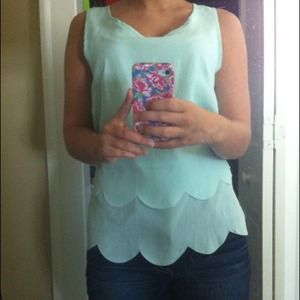 mint scalloped boutique tank top size small
