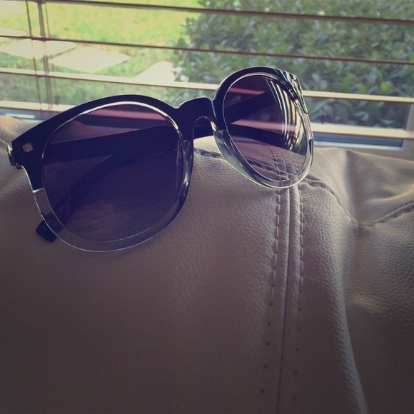 Adorable shades!
