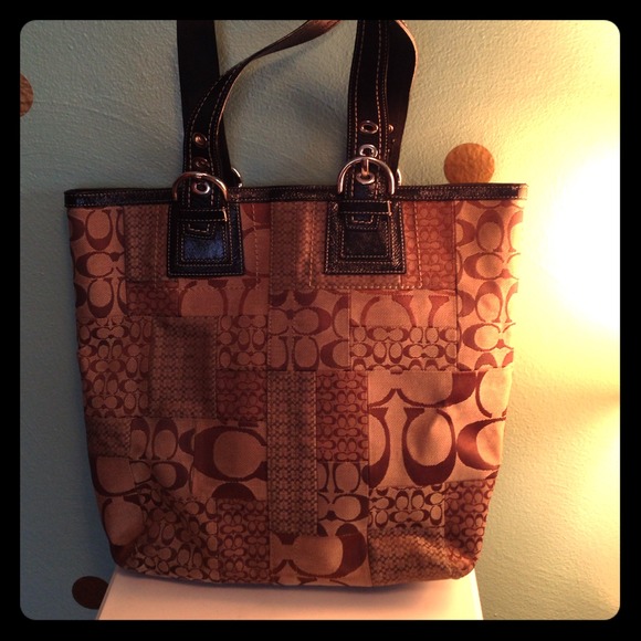 Coach tote!!!