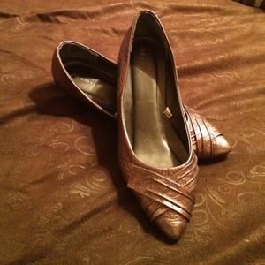 Bronze shoes