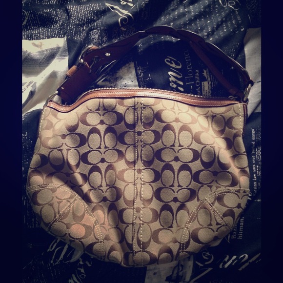 Hobo style Coach bag.  Authentic and like new!