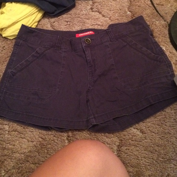 Navy shorts & sunglasses bundle!