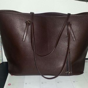 Brown tote