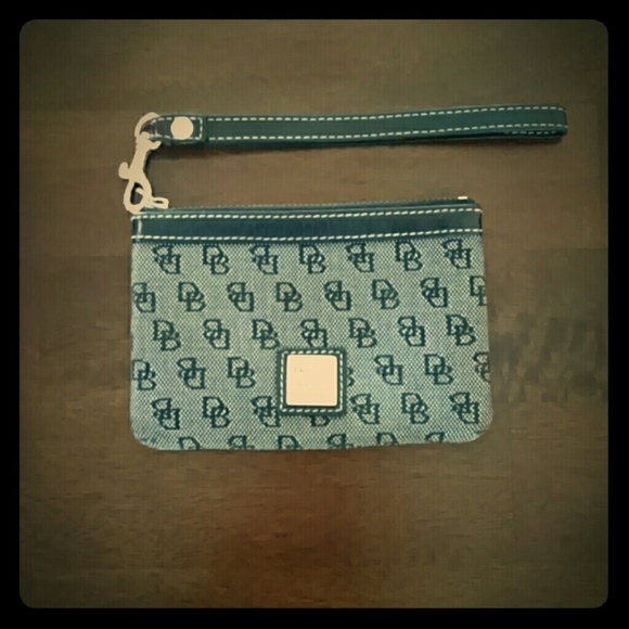 Authentic Dooney & Bourke Black & White Wristle