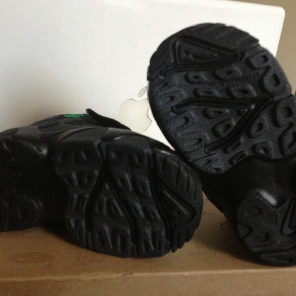 Speed Turf - Picture 2 of 3