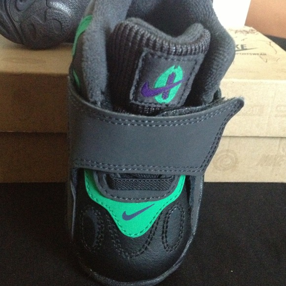 Speed Turf - Picture 3 of 3