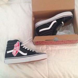 BRAND NEW HIGH TOP VANS
