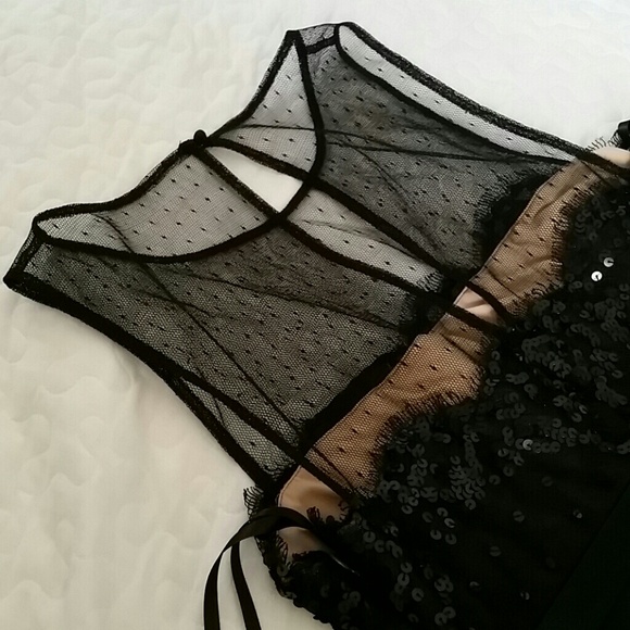 BCBG MAXAZRIA size 6 Cocktail dress - Picture 4 of 4