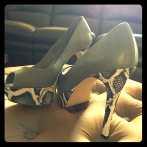 Sky High Peep Toe Heel