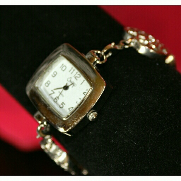 💖UNIQUE BRACELET WATCH 💖 - Picture 2 of 4