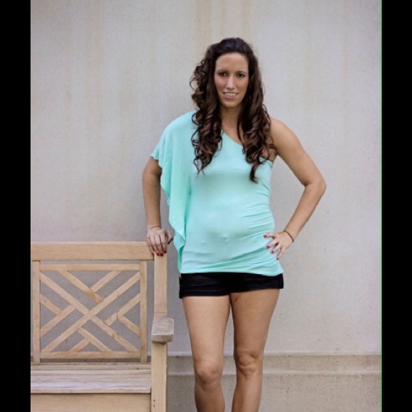 One shoulder Rouched Top