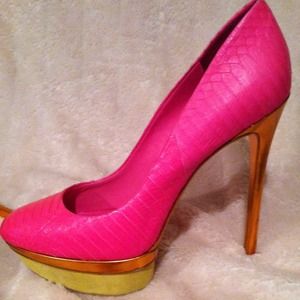🔴sold🔴Brian Atwood Fontanne neon pink heels