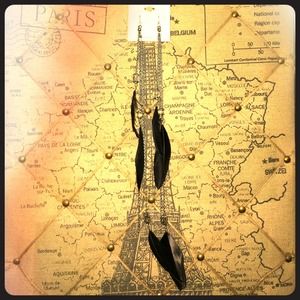 Versona feather earrings