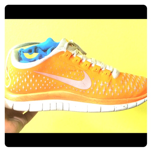 Nike free run 3.0. Bright Orange🍊🍊 DIAMOND💎💎