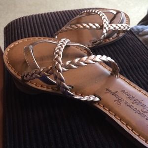 NWOT Metallic Sandals