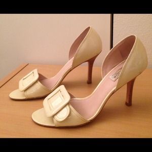Beautiful pumps for a fashionable business lady.