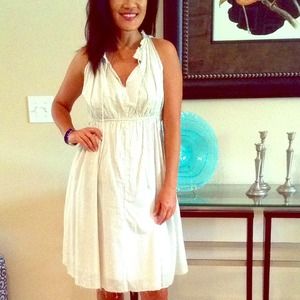 Cute linen tie back dress with pockets