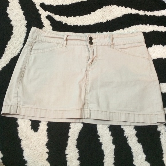 Paris Blues Khaki skirt