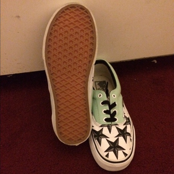Customized Vans - Picture 2 of 3