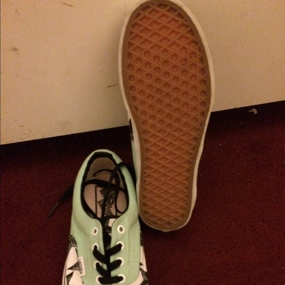 Customized Vans - Picture 3 of 3