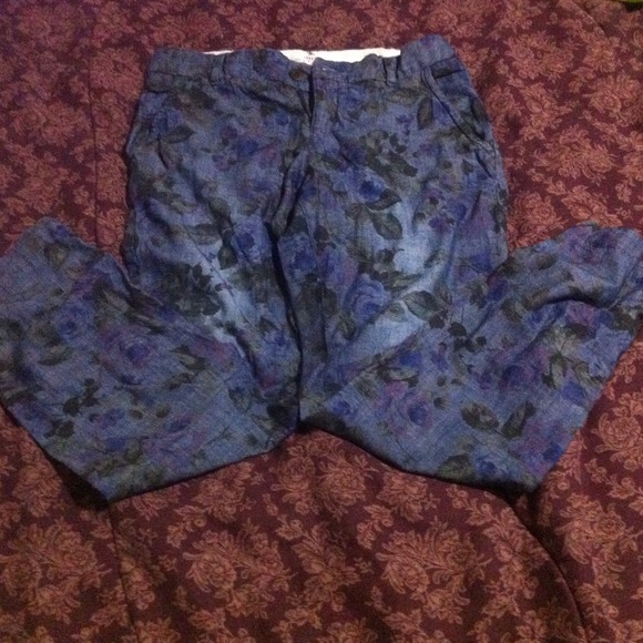 High Waisted Floral Vintage Jeans