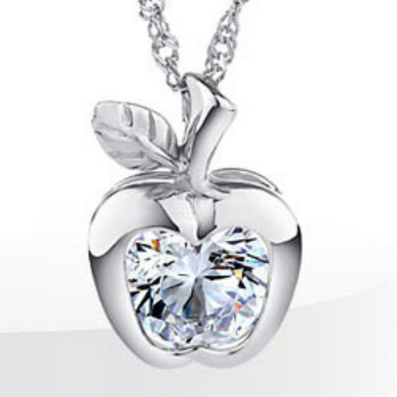 Sold out Cute Apple Necklace - Picture 1 of 1