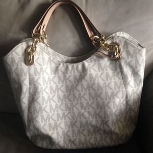 Michael kors bag