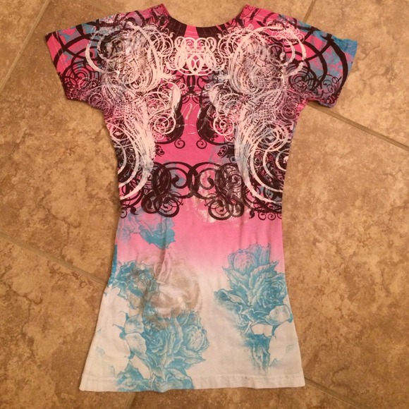 ❌SOLD❌ 💗 Sinful pink and blue shirt size S - Picture 2 of 2