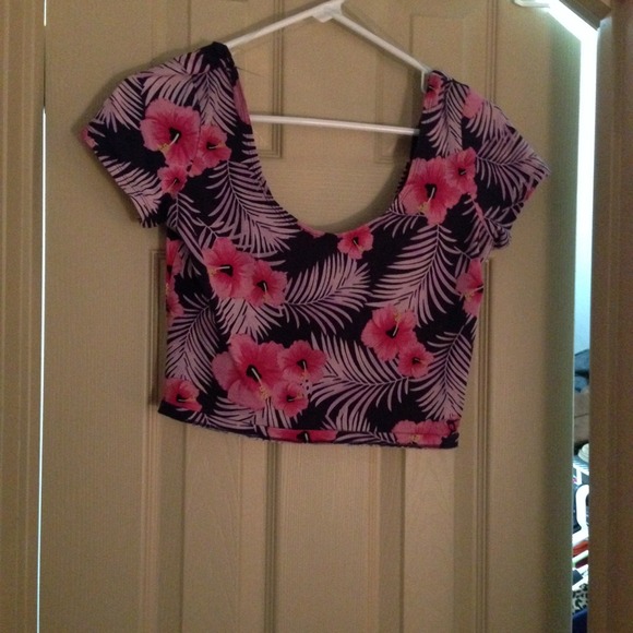 Victoria's Secret pink crop top