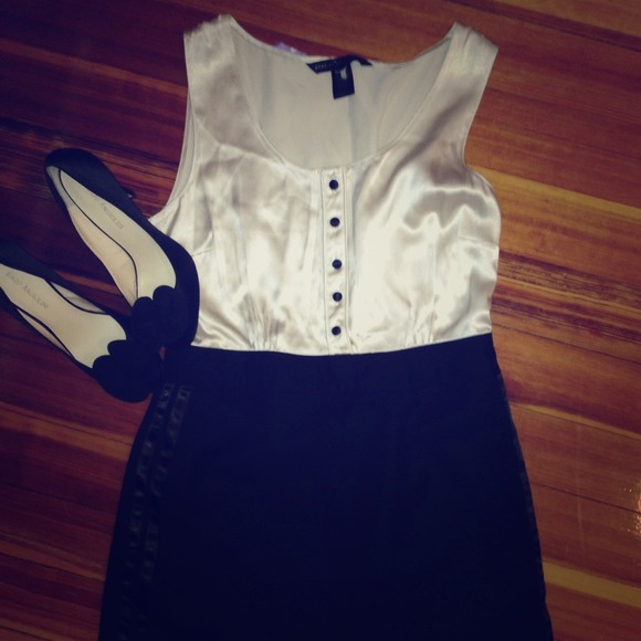 MARC. by MARC JACOBS sheath dress. 10. Wool/silk