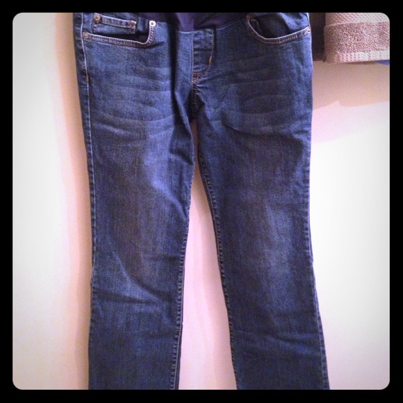 BUNDLE- denim shirt and denim jeans😊