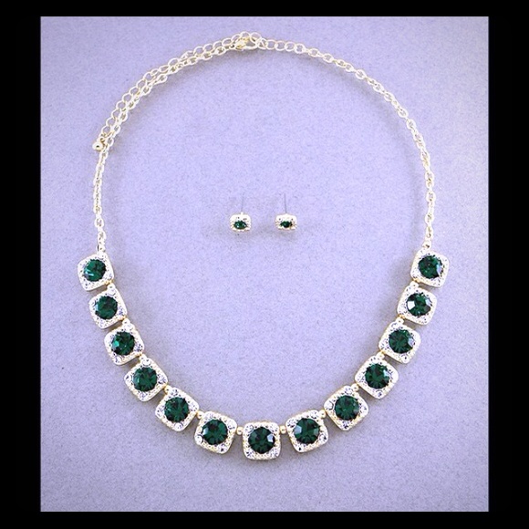 Emerald and Gold Statement Set