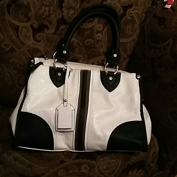 Charming Charlies Purse
