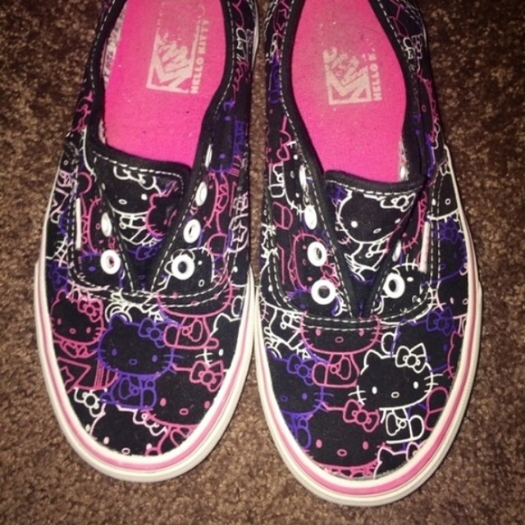 Hello Kitty Vans