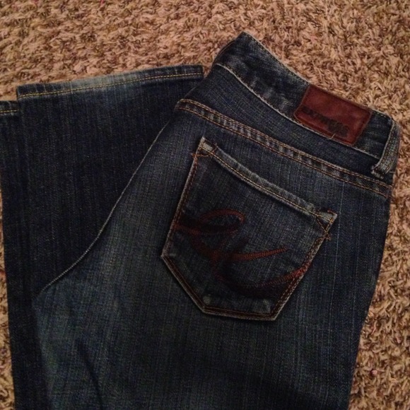 Bundled - Picture 2 of 3