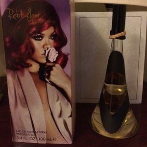 Reb'l fleur perfume by Rihanna