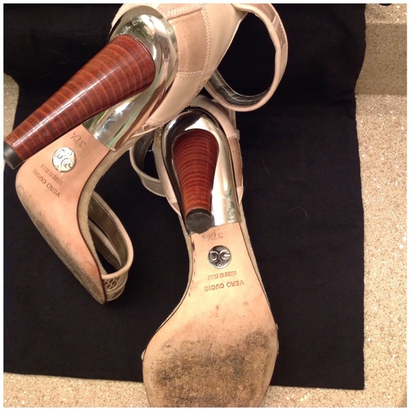 DOLCE & GABBANA High Heels - Picture 8 of 8