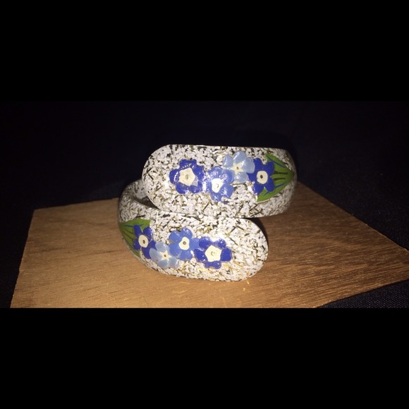 Vintage sparkly flowered hinged bracelet - Picture 1 of 1