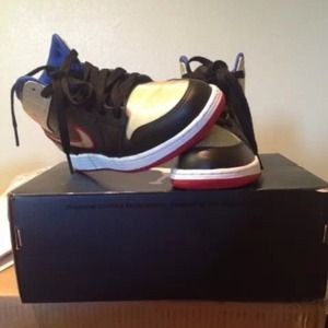 Nike Air Jordan 1