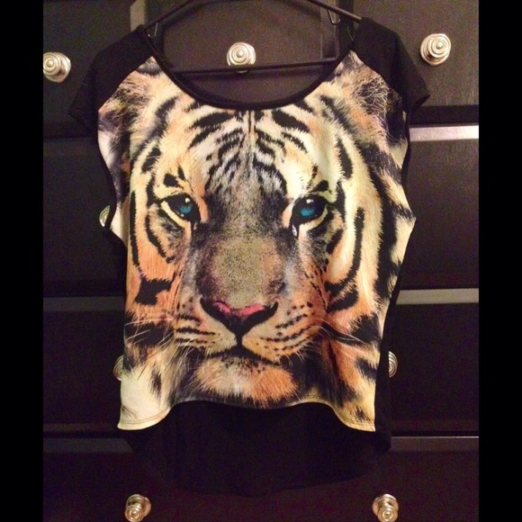 Fierce tiger top🐯