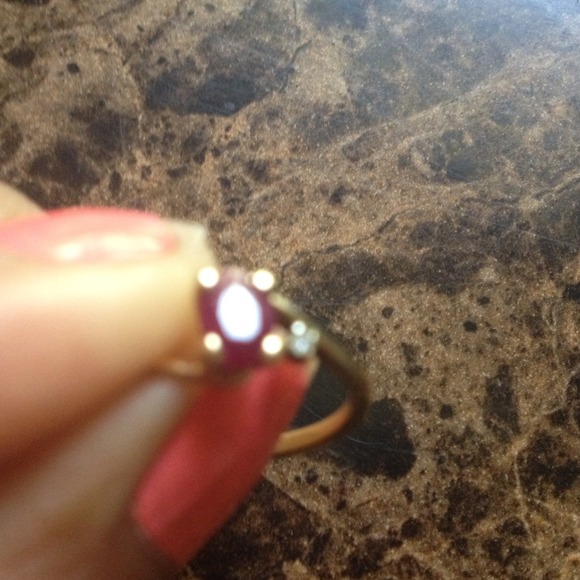💯Real gold 14KT Ruby and Tiny Diamond. - Picture 2 of 3
