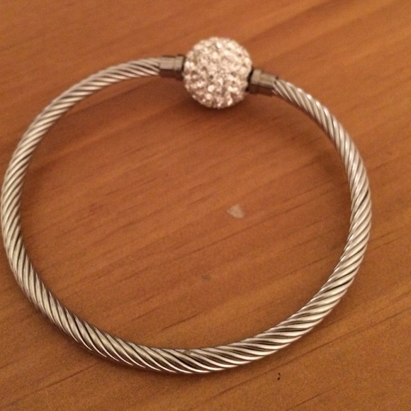 Braclet