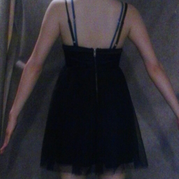 Dress - Picture 2 of 2