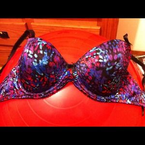 Size 36D multi color bra
