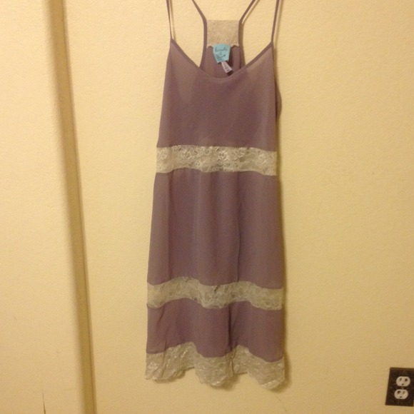 NWOTs Kimchi Blue Anthropologie slip medium - Picture 1 of 3