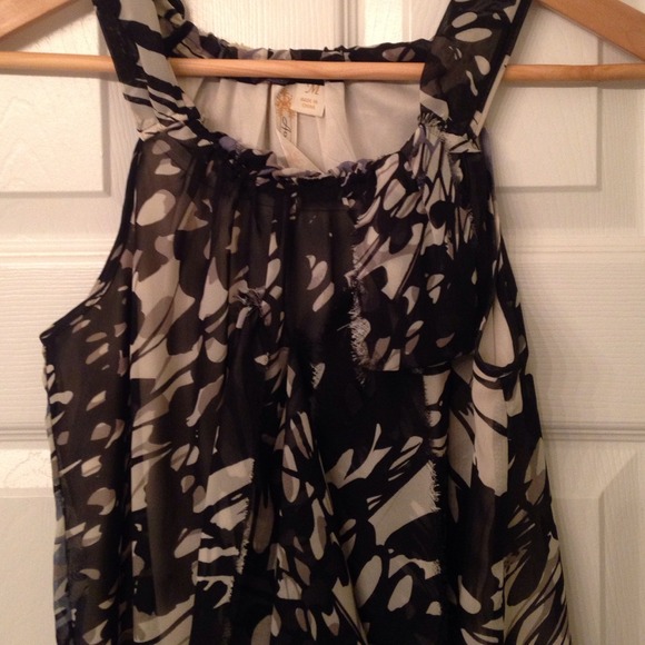 Polyester top - Picture 2 of 2